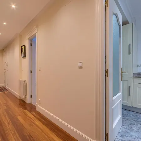 Bailen Reformado Elegante Con Wifi Апартаменты Бильбао