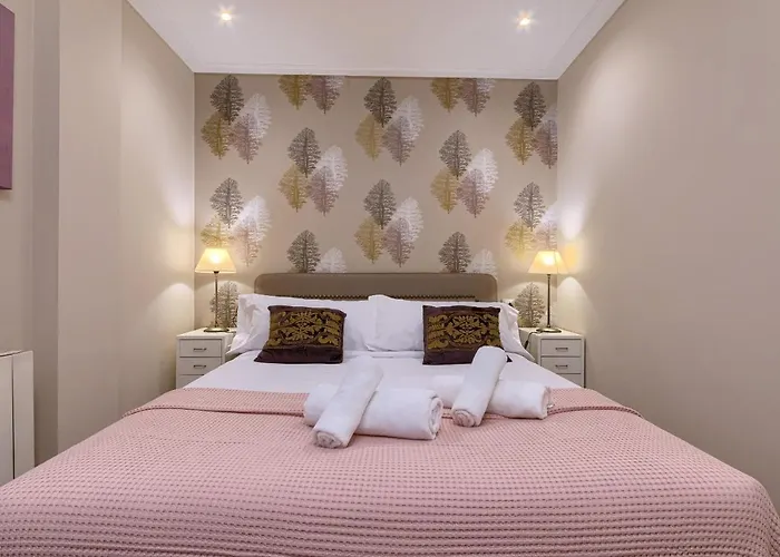 Bailen Reformado Elegante Con Wifi Appartement