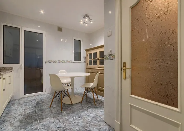 Bailen Reformado Elegante Con Wifi Bilbao