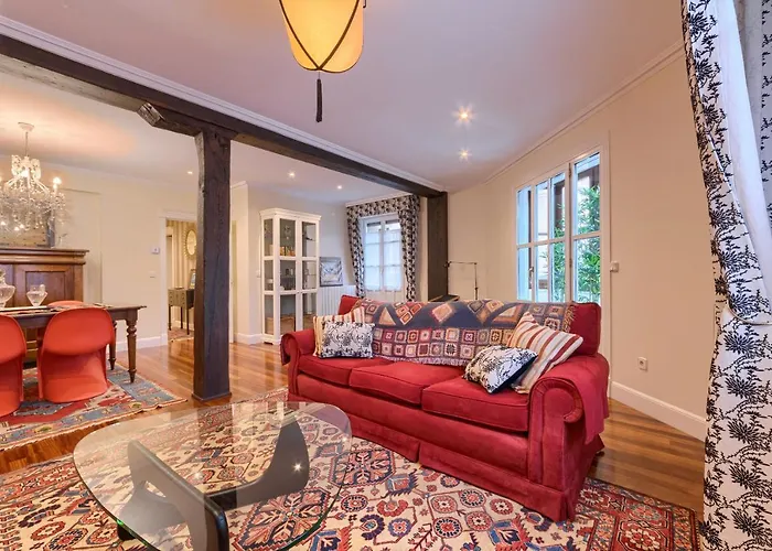 Bailen Reformado Elegante Con Wifi Appartement