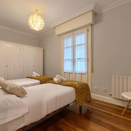 Bailen Reformado Elegante Con Wifi