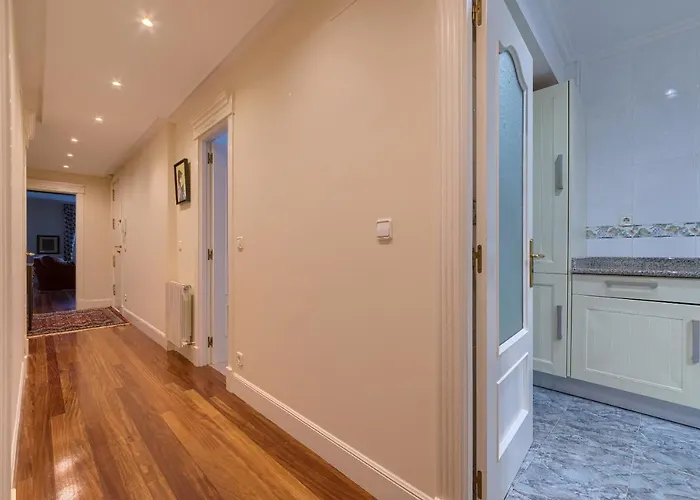 Bailen Reformado Elegante Con Wifi Apartment Bilbao