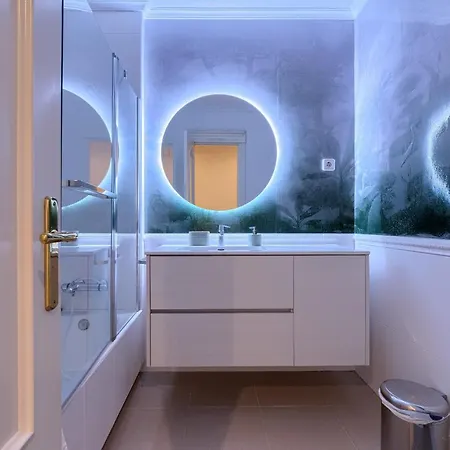 Apartman Bailen Reformado Elegante Con Wifi *