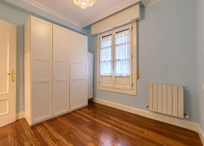 Bailen Reformado Elegante Con Wifi *